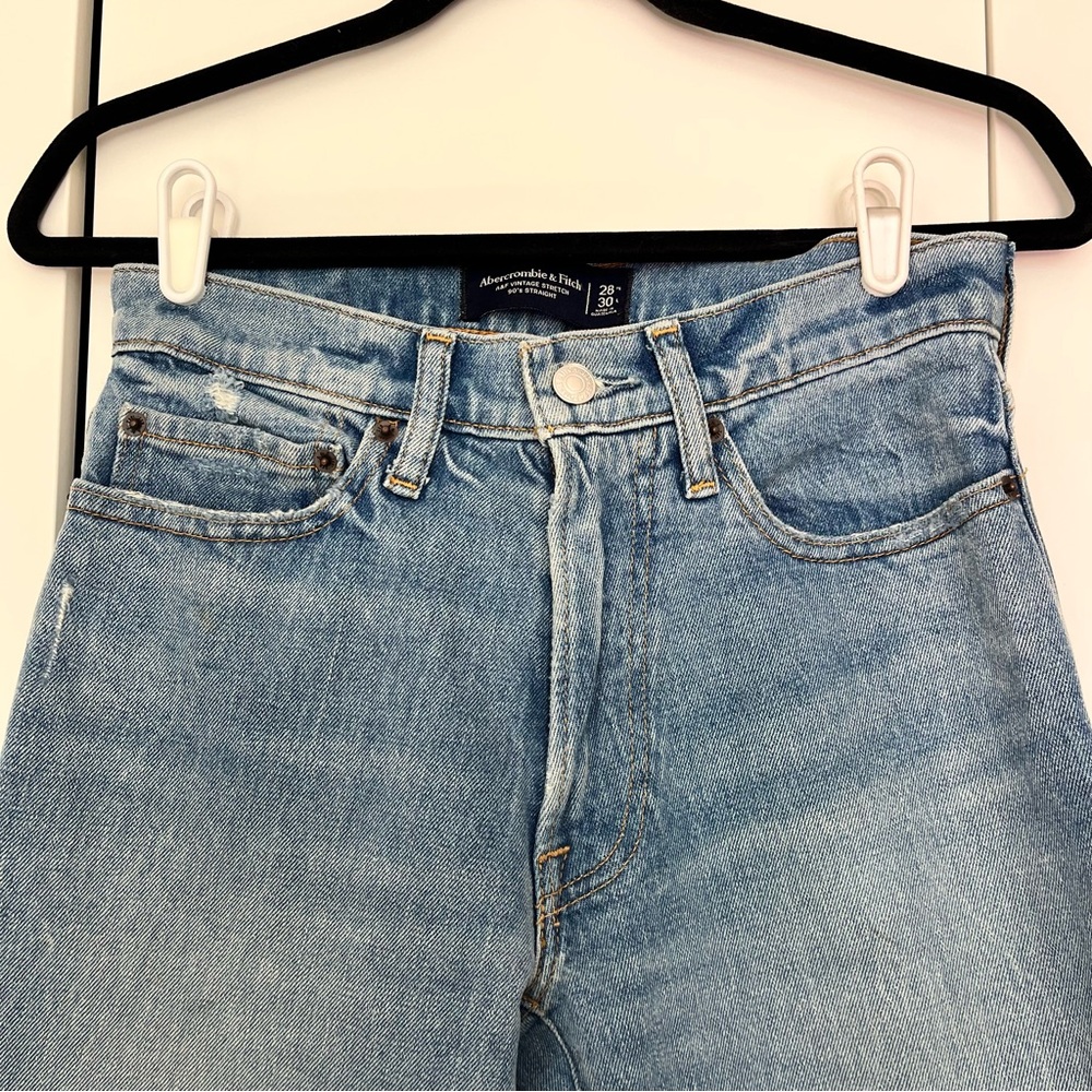 ABERCROMBIE JEANS - Picture 3 of 5